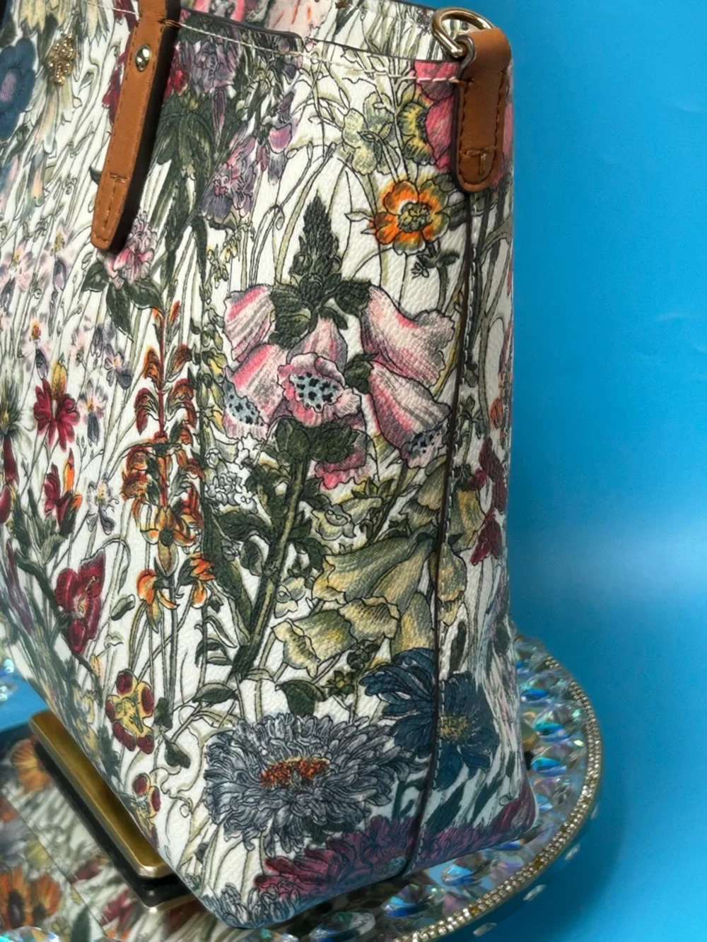 Tory Burch Kerrington Small Zip Floral Coated Canvas Tote Approx. 15 x 10 x 4 - Picture 5 of 17